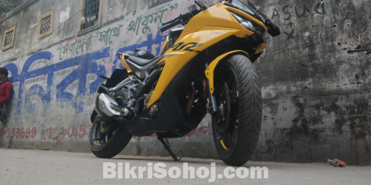 HERO KARIZMA XMR 210cc